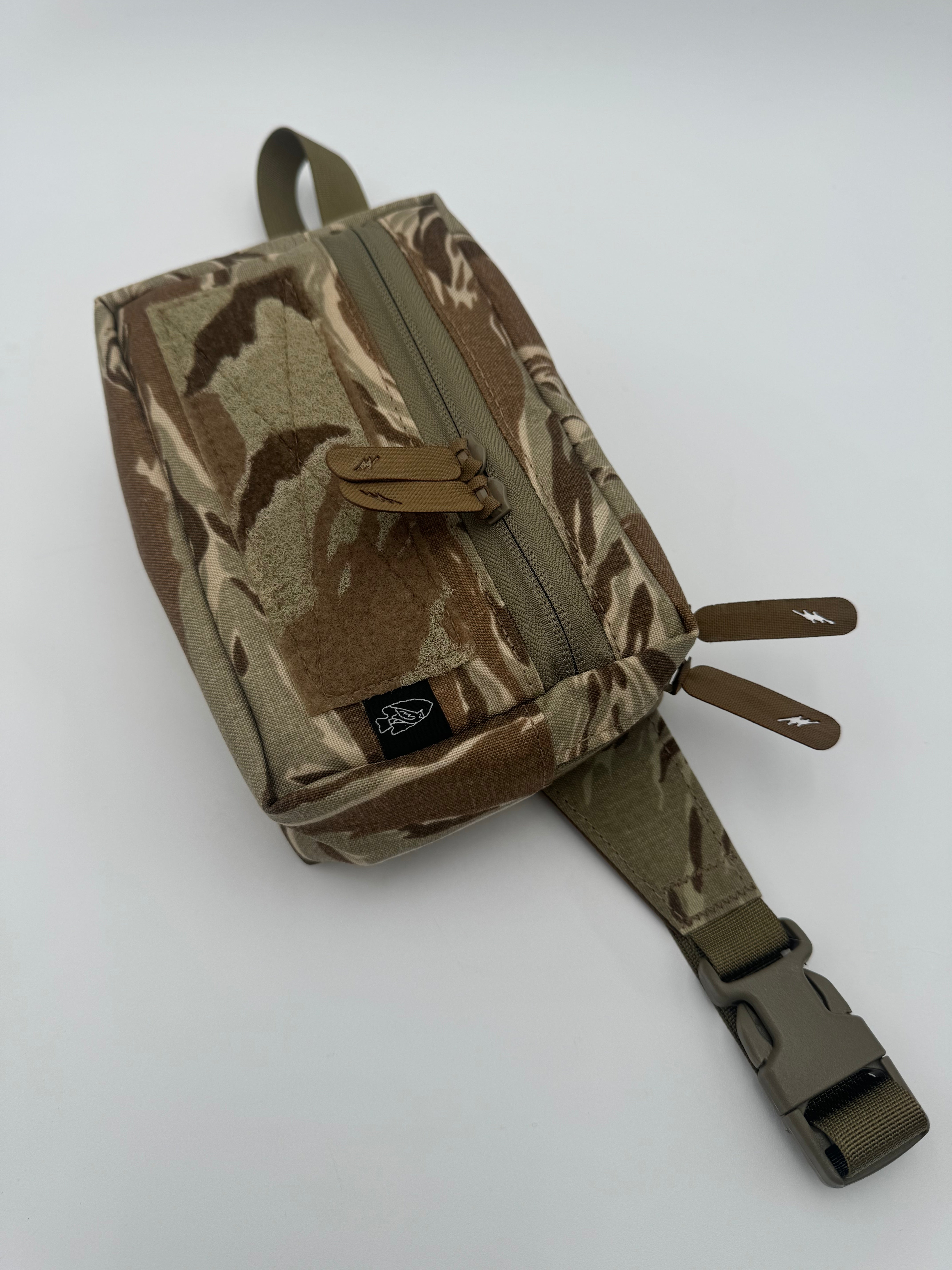 EX UMBRIS | Low Profile EDC Fanny Pack
